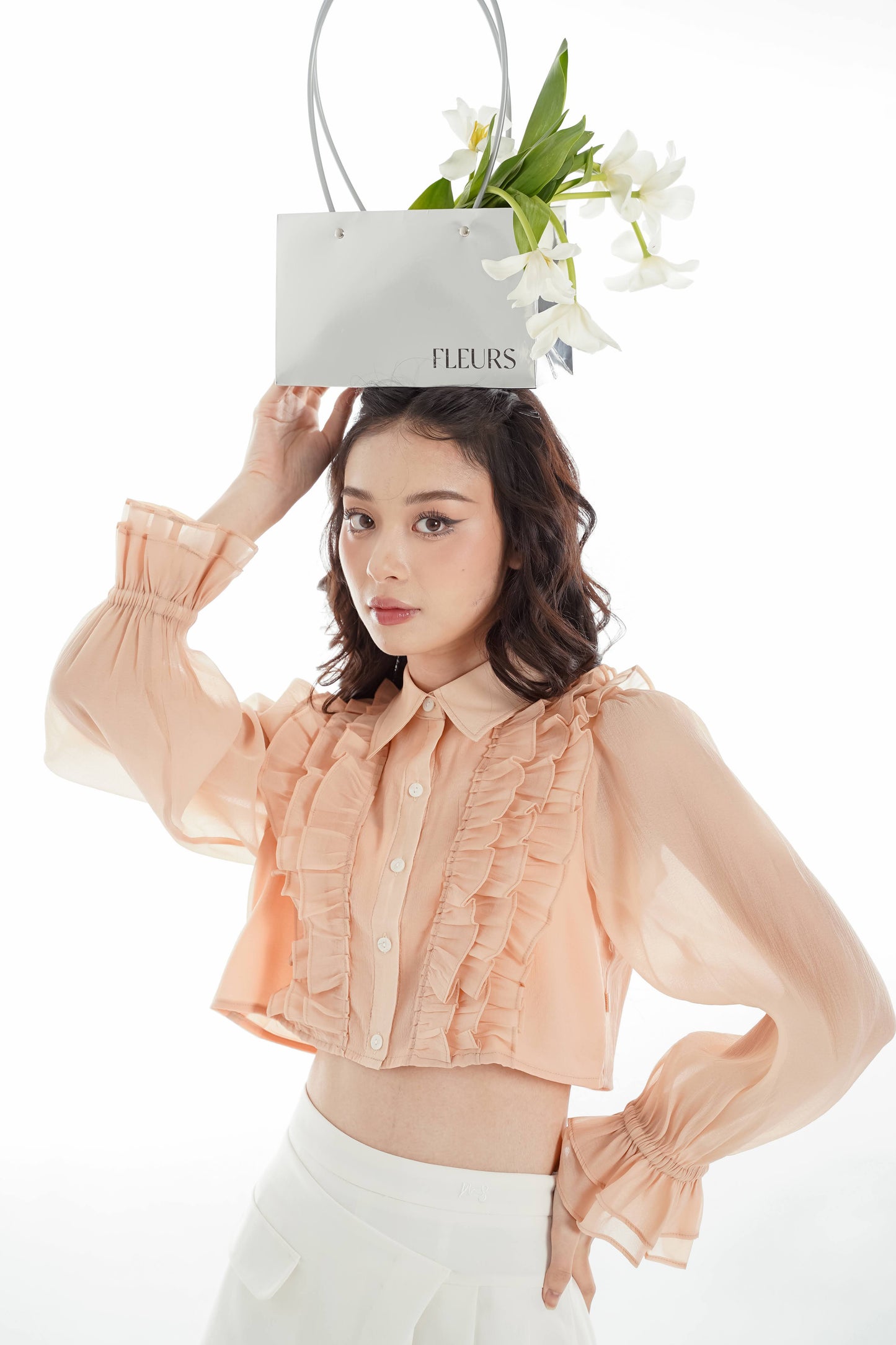 Lyna Shirt - Crop Top With Long Sleeves And A Unique Collar Design