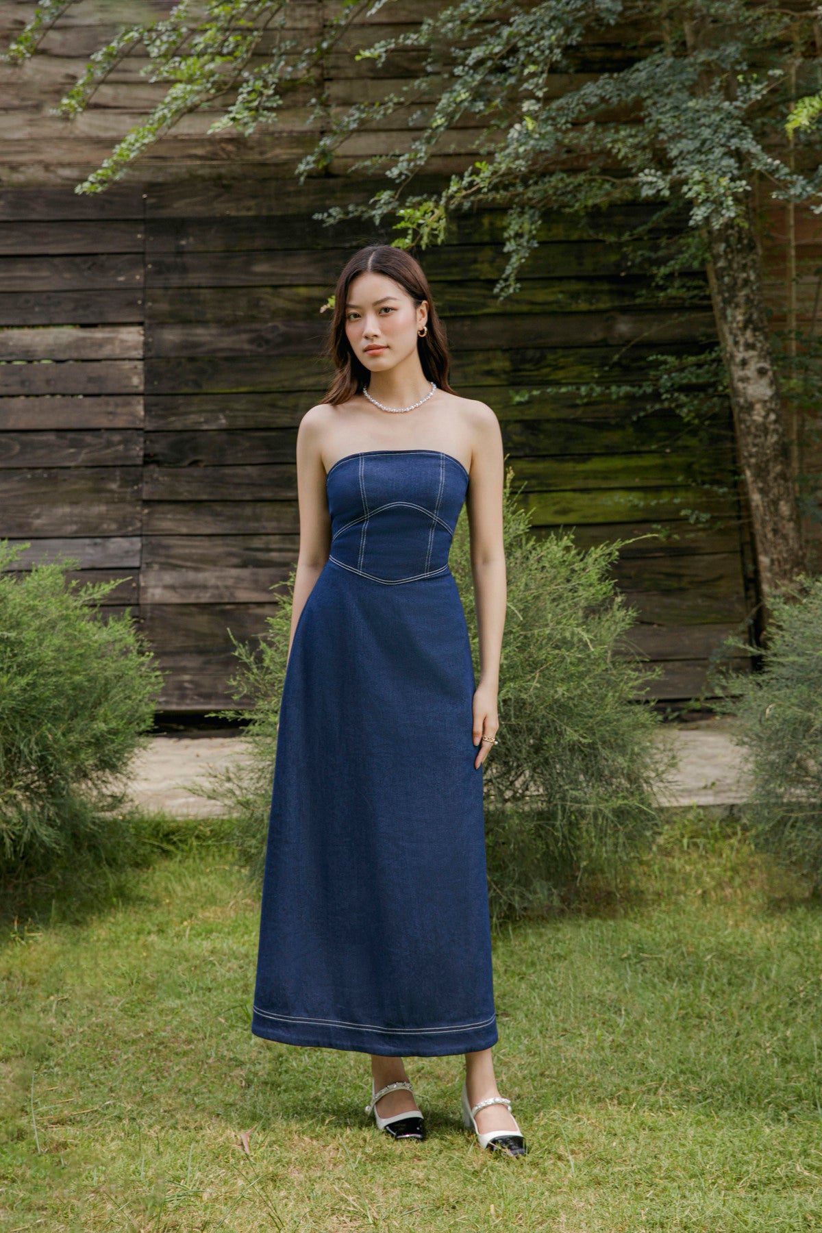 Gina Dress - Women's Dress with Body-hugging Bust