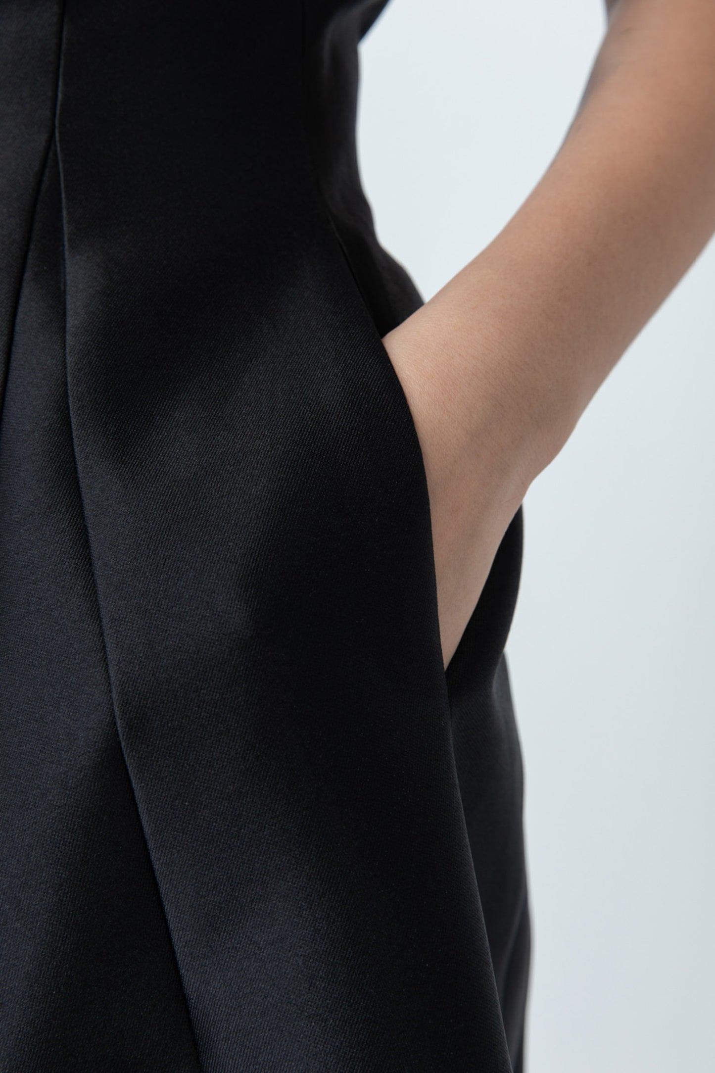 Pleated Strapless Dress For Evening Occasion