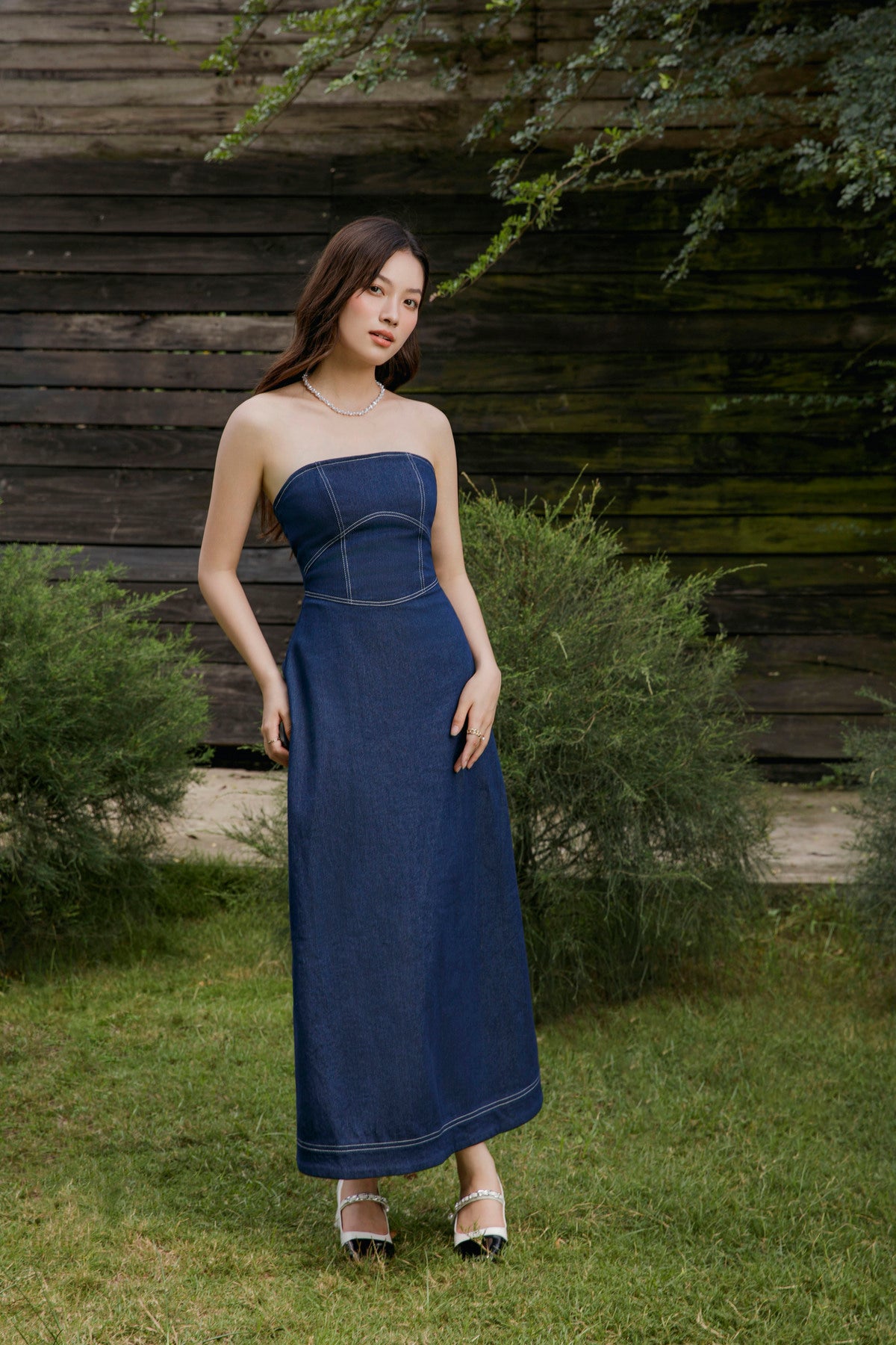 Gina Dress - Women's Dress with Body-hugging Bust