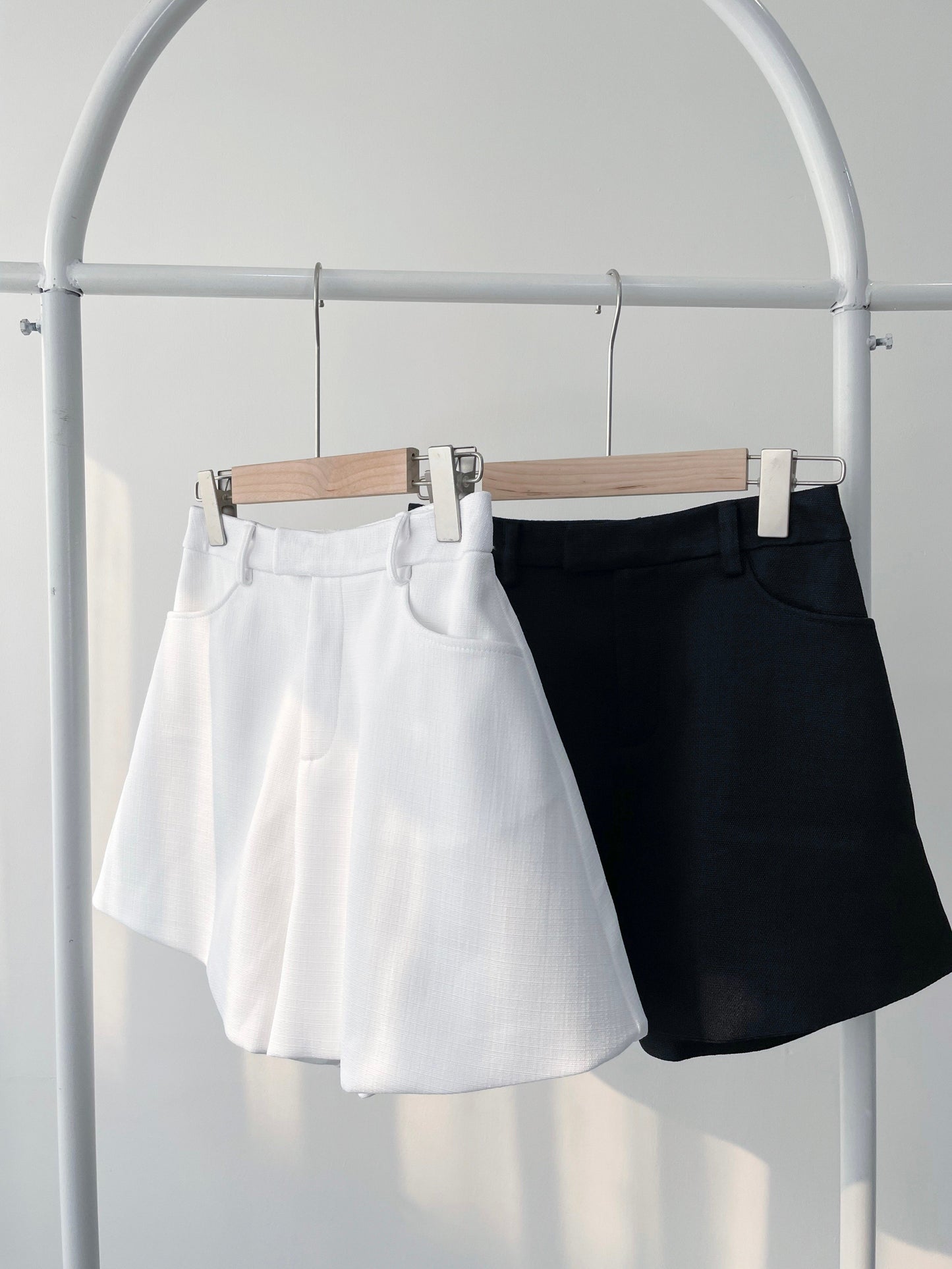 Rion Corset Croptop And Vian Shorts