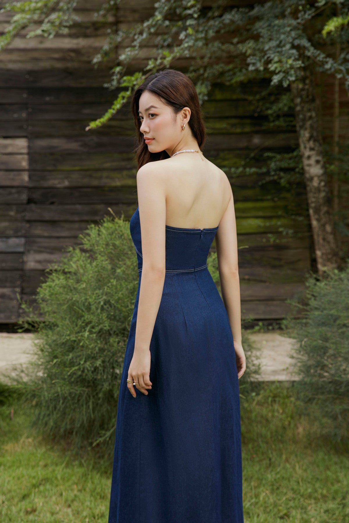 Gina Dress - Women's Dress with Body-hugging Bust