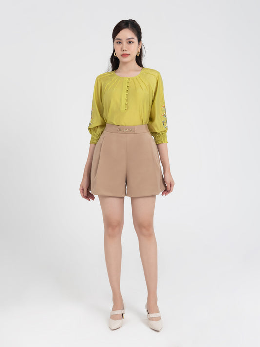 Shorts With Accessories