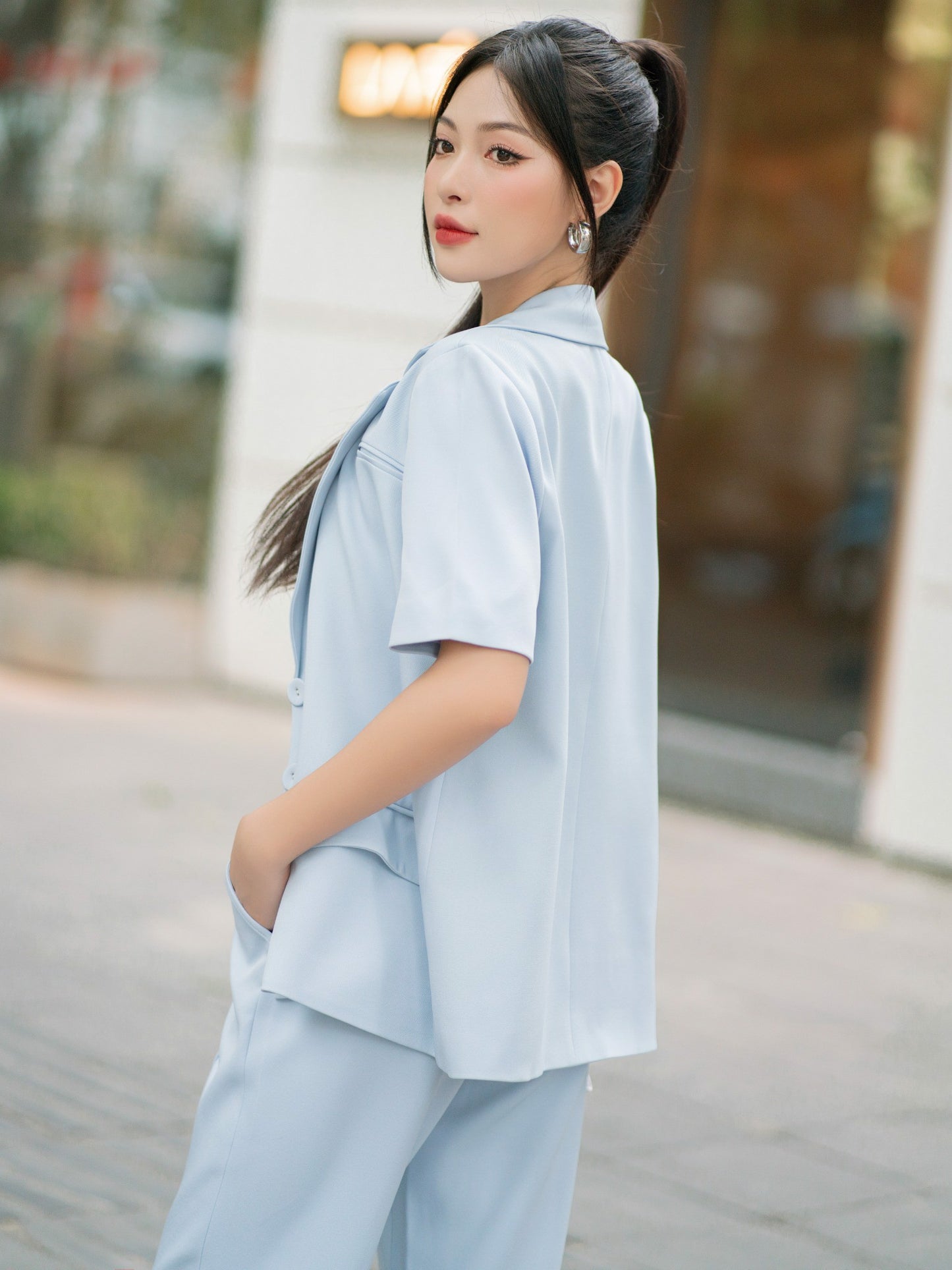 Jiso Pants - Basic Wide-Leg Trousers, Sleek Office Style, High-Rise Fit, Elegant Silhouette