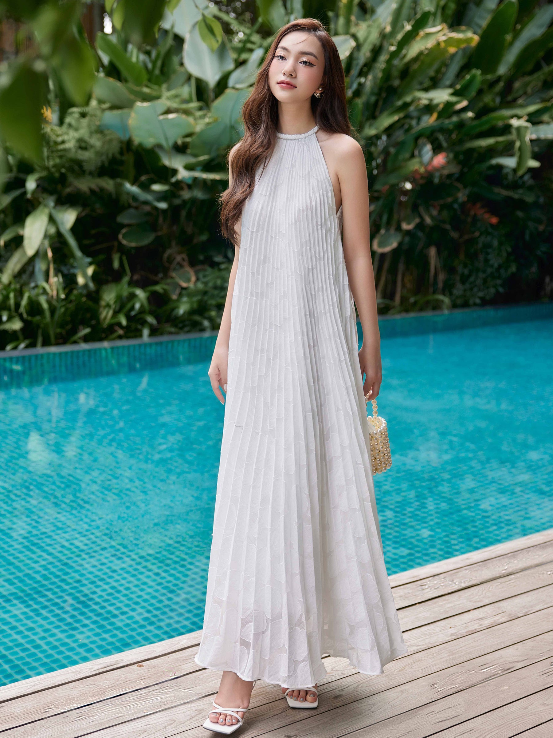 designer halter dress Viona SpringPreviewEdit23 (4 pack) Great Value Covered in shimmering sequins 尺寸:S